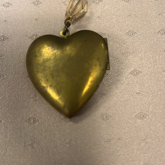 Lizpaialios Heart Locket Pendant 36” Chain W Crystals Brass no clasp Tye it - Picture 5 of 7